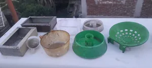 Bird Food Pot