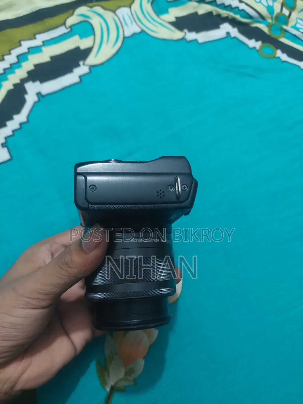 Canon M200