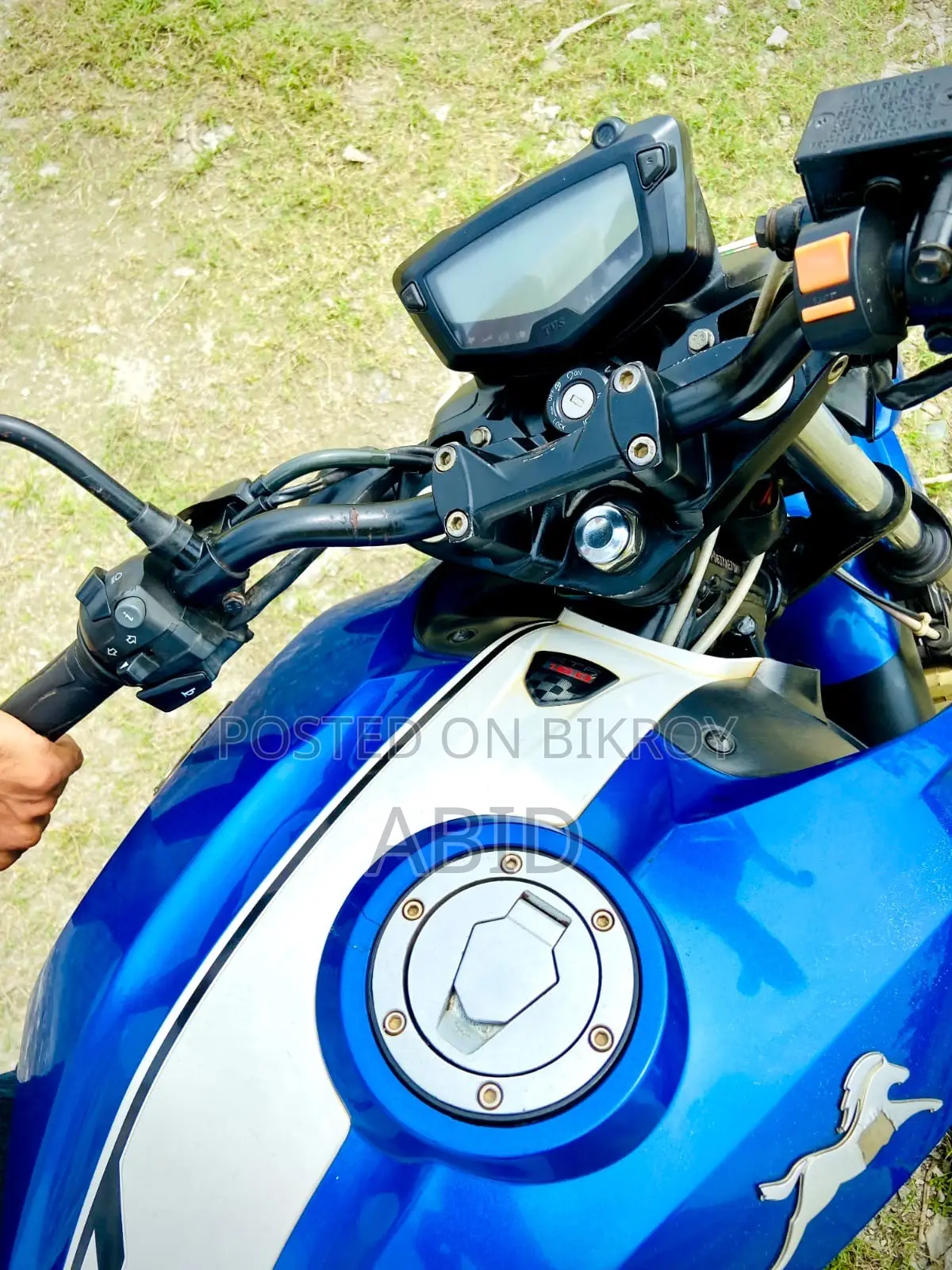 TVS Apache RTR 160 4V 2022 Blue