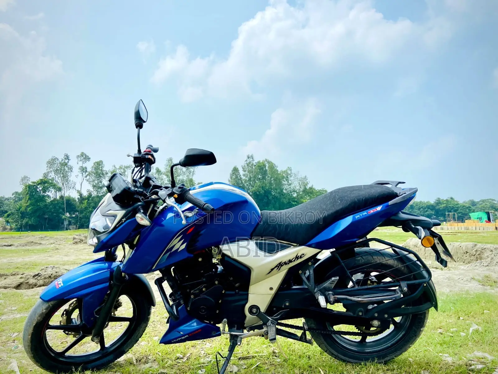 TVS Apache RTR 160 4V 2022 Blue
