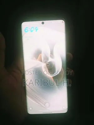 মটোরোলা এজ ৫০ প্রো ২৫৬ জিবি সাদা