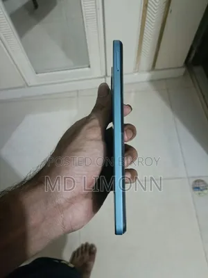 Mobile Phone 128 GB Red