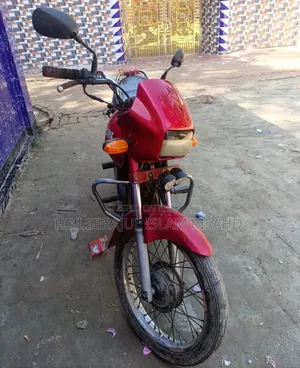Hero Dawn 100 2017 Red