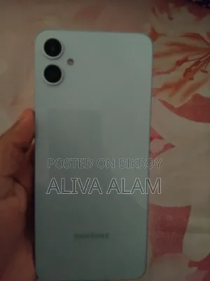 Samsung Galaxy M05 64 GB Green