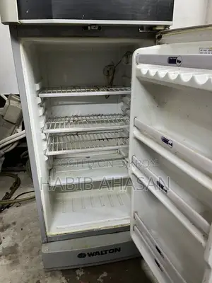 ফ্রিজ বিক্রয়ের জন্য