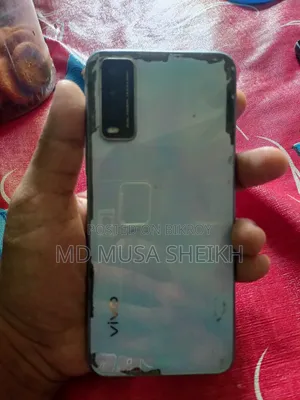 Vivo Y21 64 GB Blue