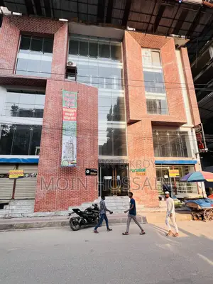 প্রাইম লোকেশনে সম্পূর্ণ প্রস্তুত ফার্মেসি/দোকানঘর হস্তান্তর করা হবে