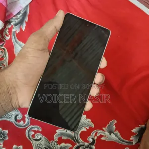 গুগল পিক্সেল ৭ ১২৮ জিবি সাদা