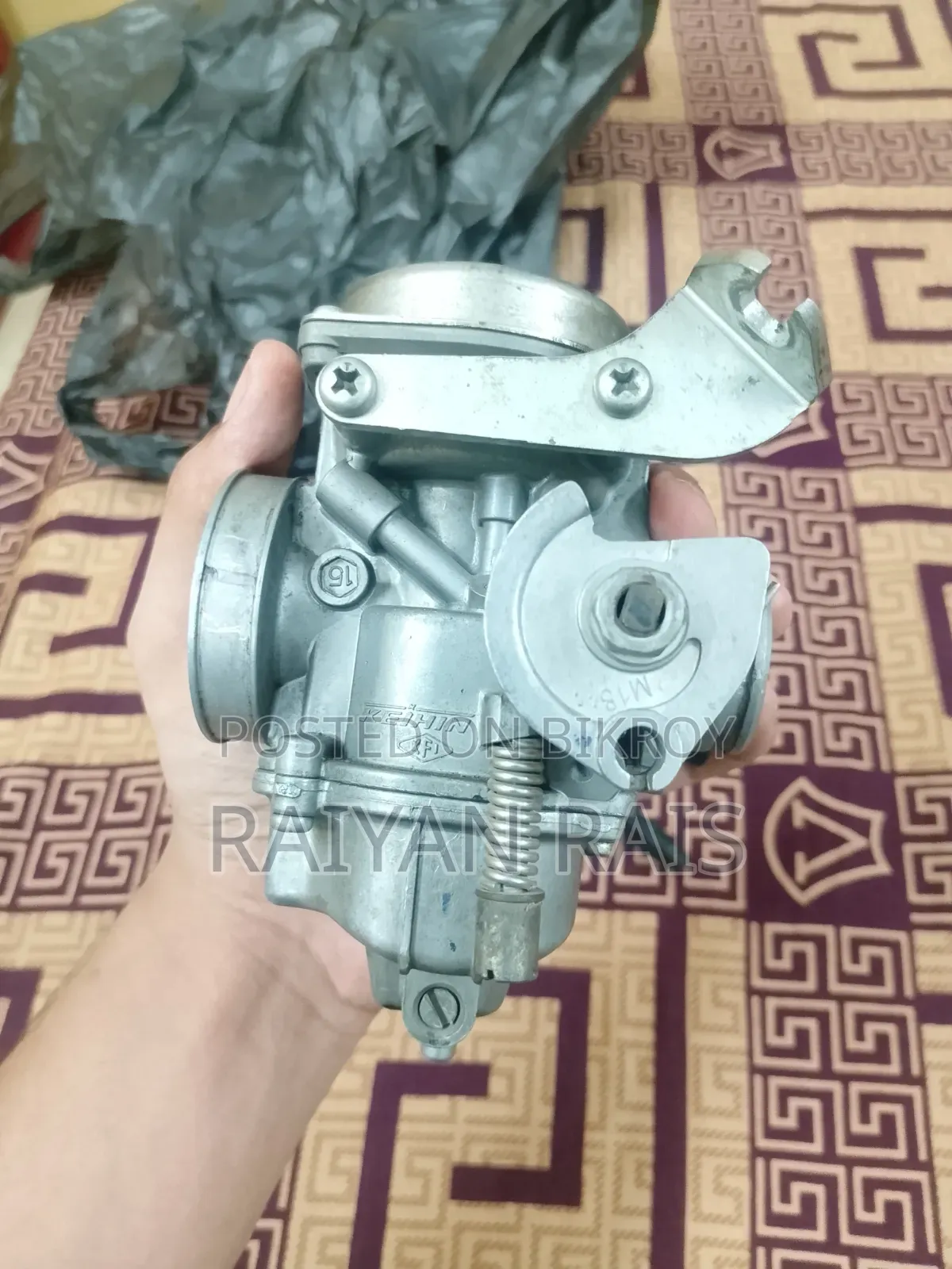 Honda CB 2019 Red CARBURETOR