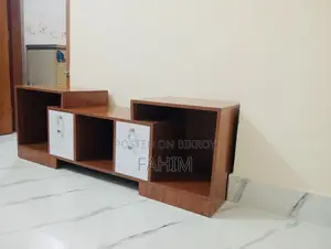 সম্পূর্ণ নতুন টিভি স্ট্যান্ড