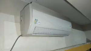 ওয়ালটন ১ টন স্প্লিট এসি