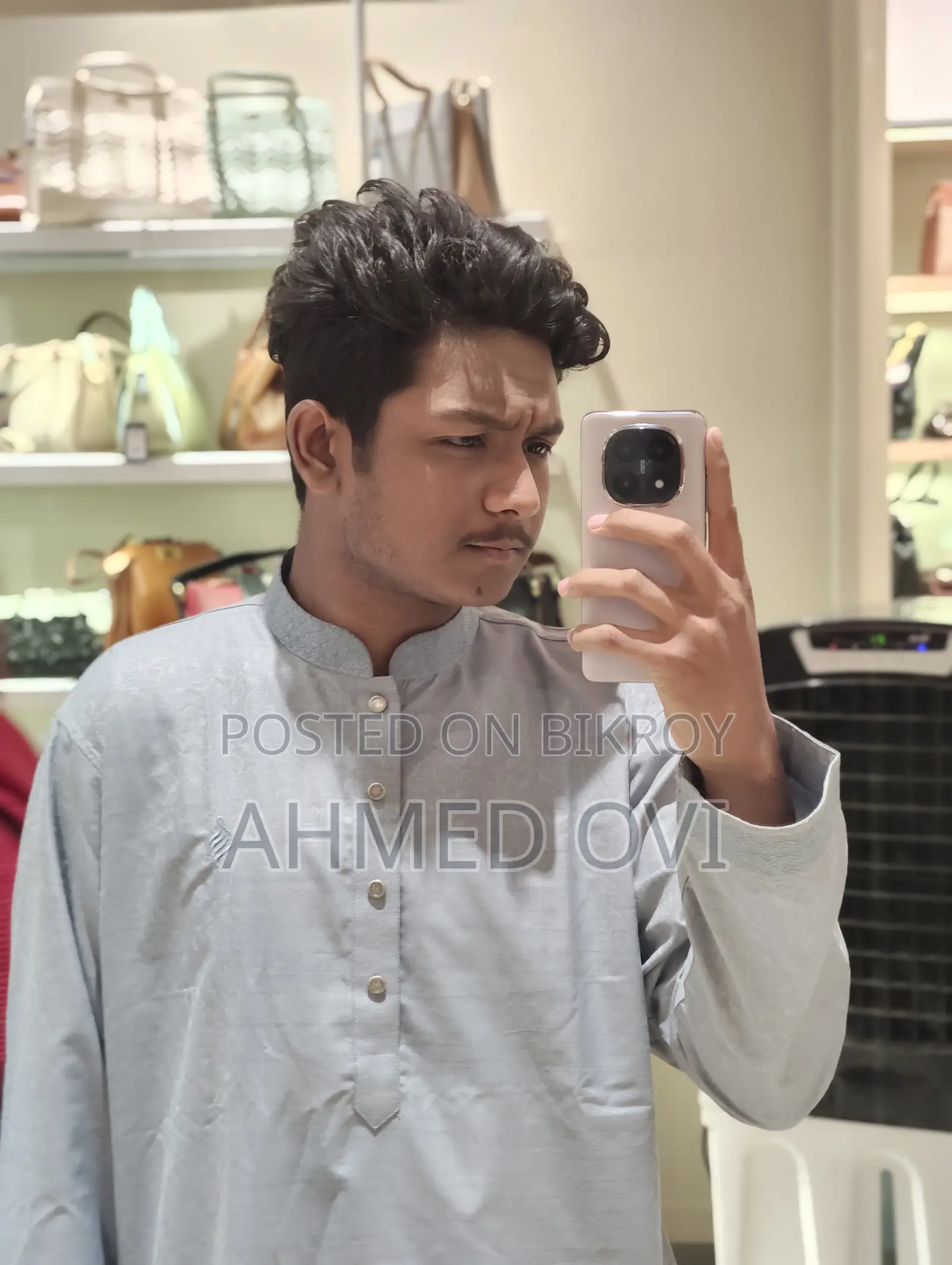 কাস্টমার কেয়ার এক্সিকিউটিভ