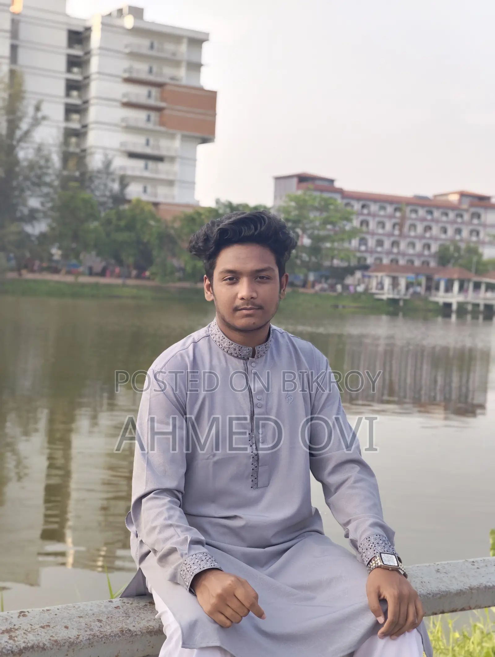 কাস্টমার কেয়ার এক্সিকিউটিভ