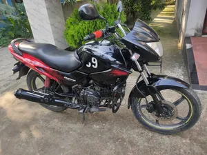 Hero Glamour 2014 Black