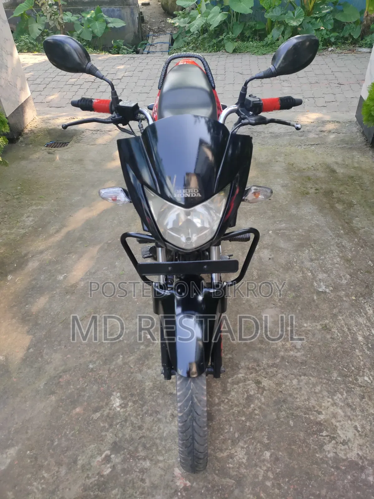 Hero Glamour 2014 Black