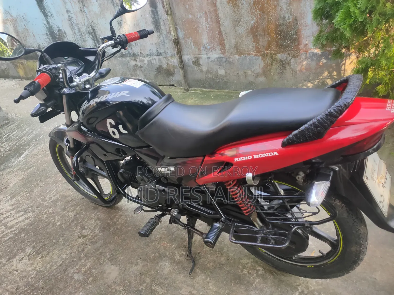 Hero Glamour 2014 Black
