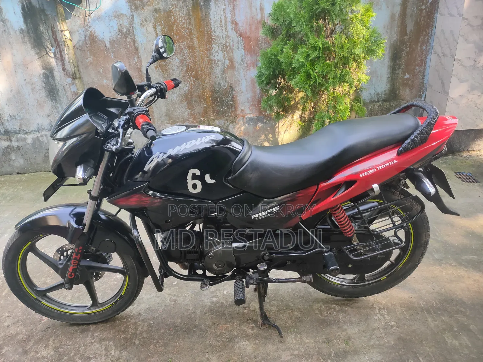 Hero Glamour 2014 Black