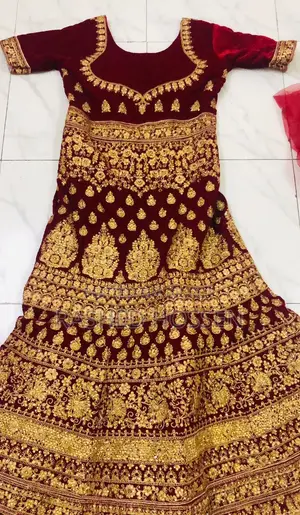 ভেলভেট লেহেঙ্গা মেহরুন কালার