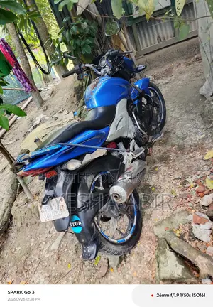 বাজাজ ডিসকভার ১২৫ ২০১৭ নীল