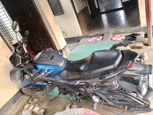 Honda Hornet 2023 Blue