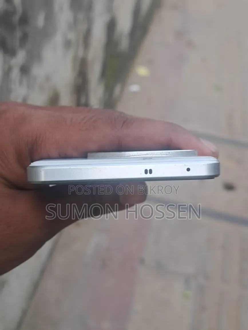ভিভো আইকিউও জেড১০ টার্বো প্রো ২৫৬ জিবি সাদা