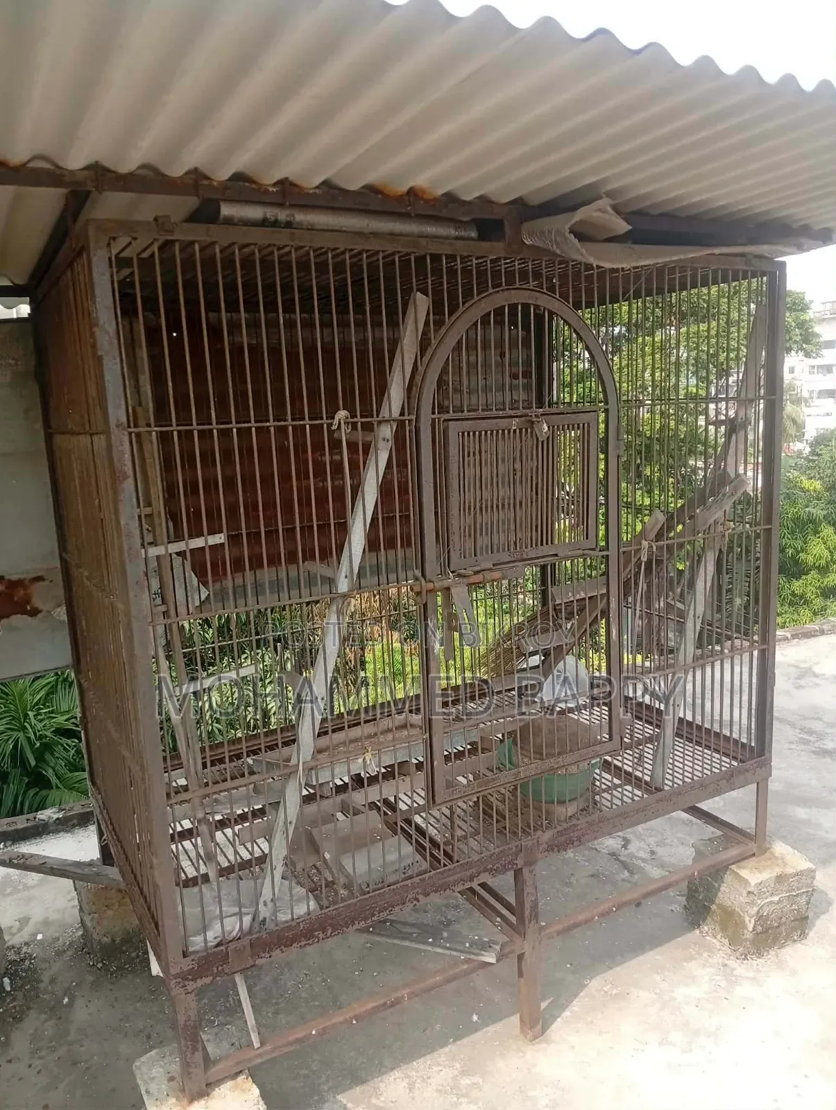 কবুতরের খাঁচা