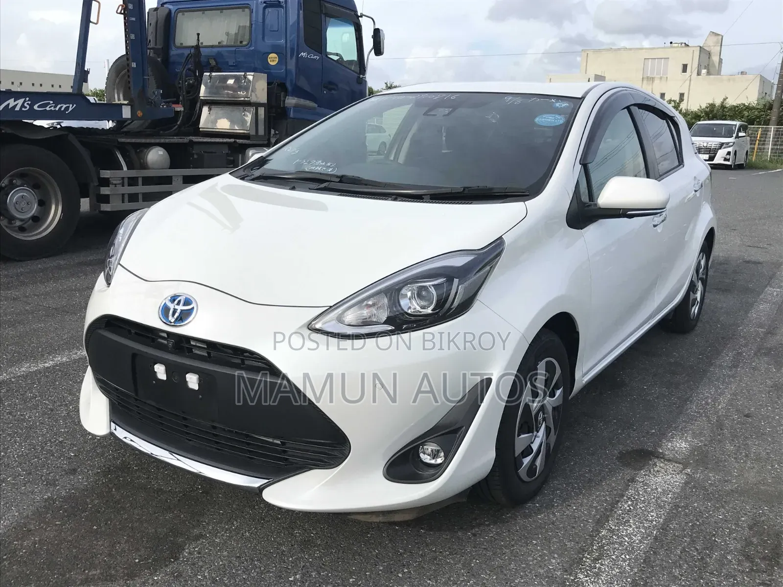 Toyota Aqua 2021 Pearl