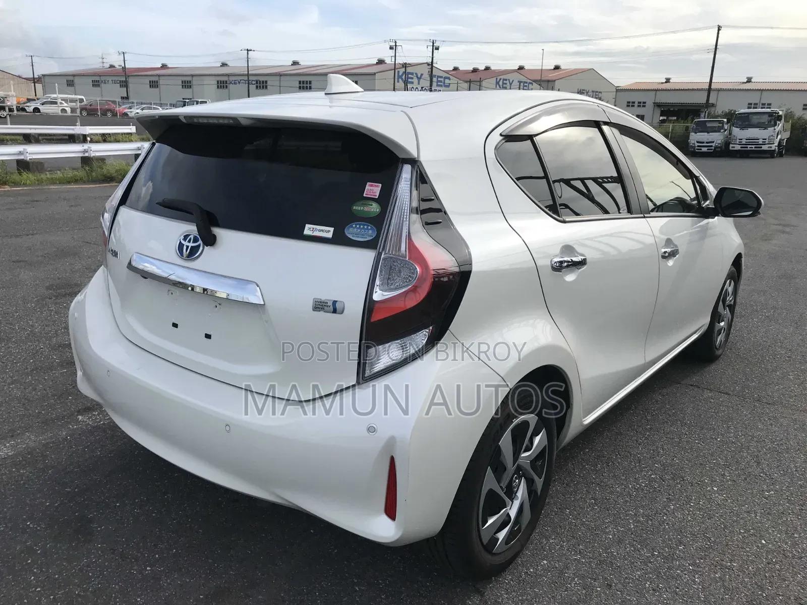 Toyota Aqua 2021 Pearl