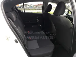 Toyota Aqua 2021 Pearl