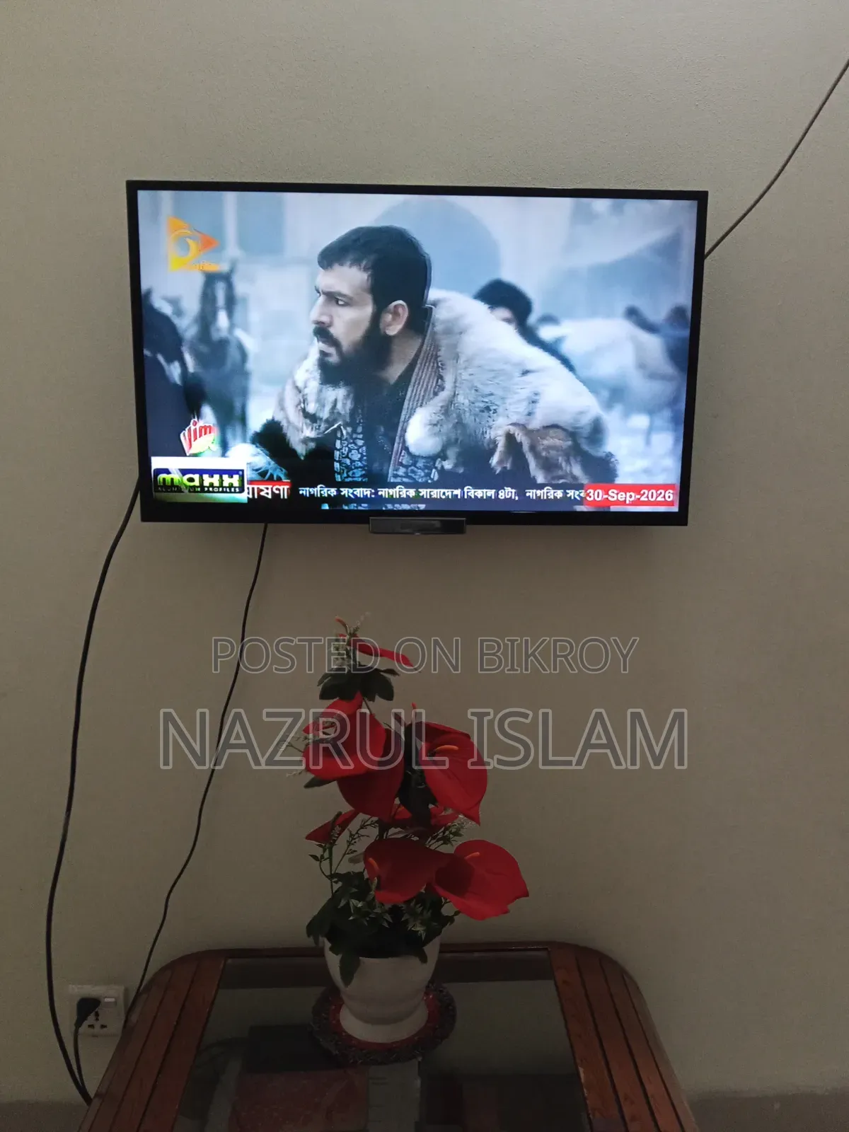 Sony Bravia , 32" Model No KDL - 32W654A
