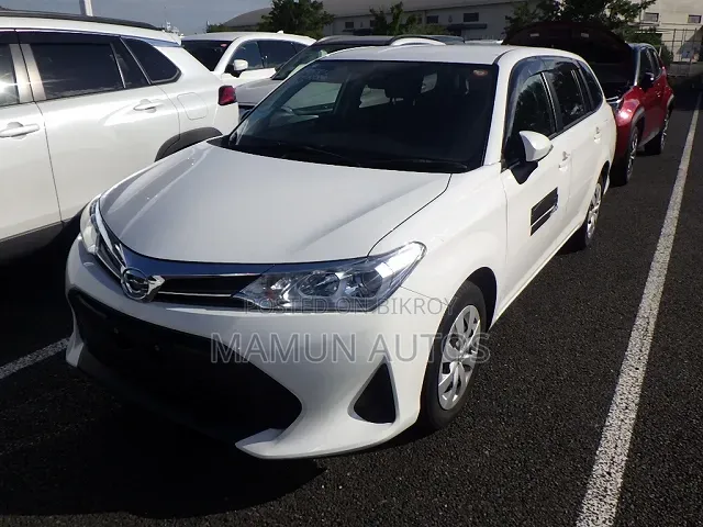 Toyota Corolla Fielder 1.5 Petrol AWD 2021 Off white