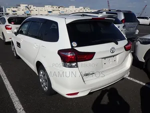 Toyota Corolla Fielder 1.5 Petrol AWD 2021 Off white