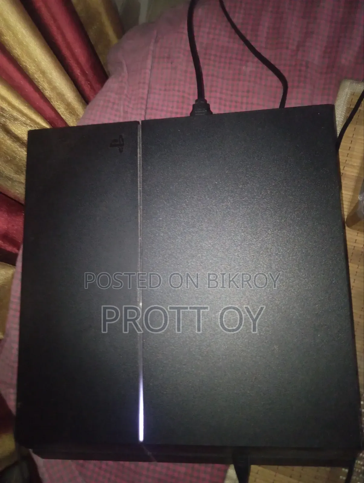 PS4 500GB Jailbreak 9.00 + 1 Controller + Games
