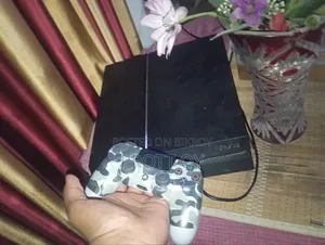 PS4 500GB Jailbreak 9.00 + 1 Controller + Games