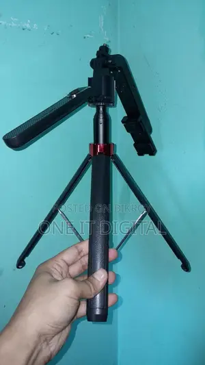 Q185 AI Auto Face Tracking Tripod 360° Rotation With Stand