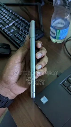গুগল পিক্সেল ৭ ১২৮ জিবি হোয়াইট