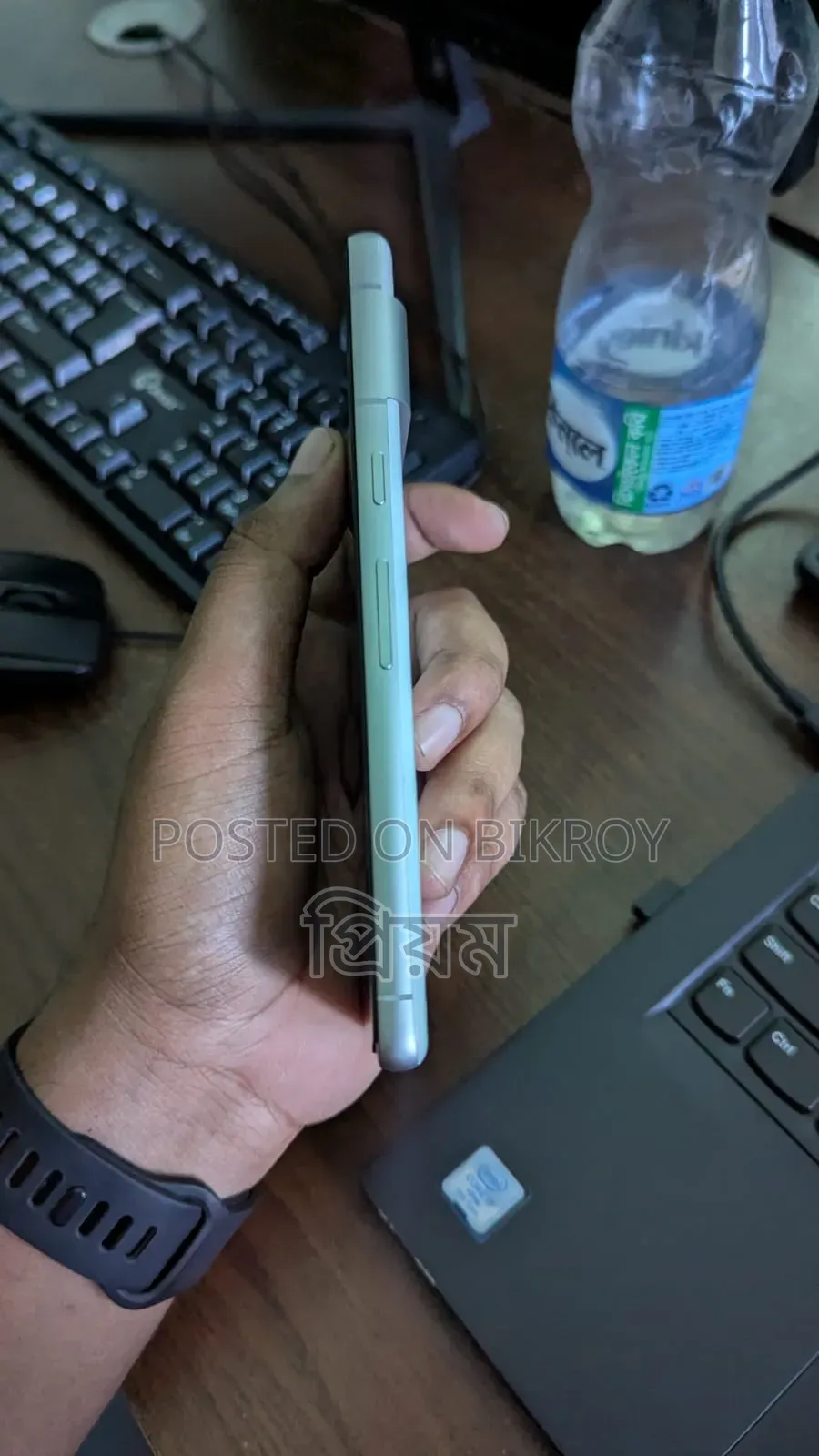 গুগল পিক্সেল ৭ ১২৮ জিবি হোয়াইট