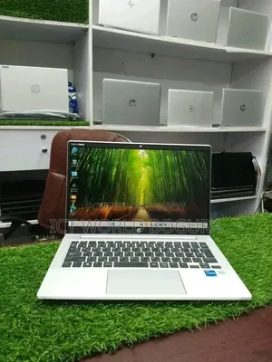 Laptop HP EliteBook 830 G7 8GB Intel Core i5 SSD 256GB