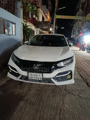 হোন্ডা সিভিক ইএক্স সেডান ২০১৮ সাদা