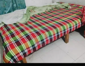 ব্যাচেলর সিঙ্গেল খাট