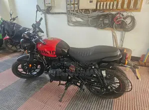 Royal Enfield Hunter 350 2025 Red
