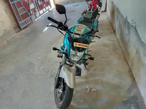 ইয়ামাহা এফজেড ২০১৮ নীল