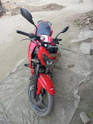 টিভিএস আপাচে ১৬০ ৪ভি ২০১৯ রেড