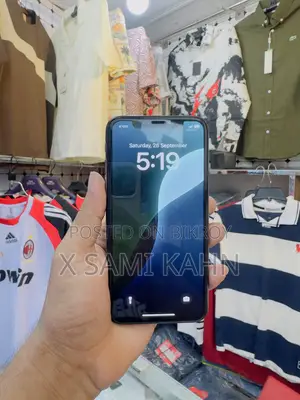 অ্যাপল আইফোন এক্সএস ৬৪ জিবি ব্ল্যাক