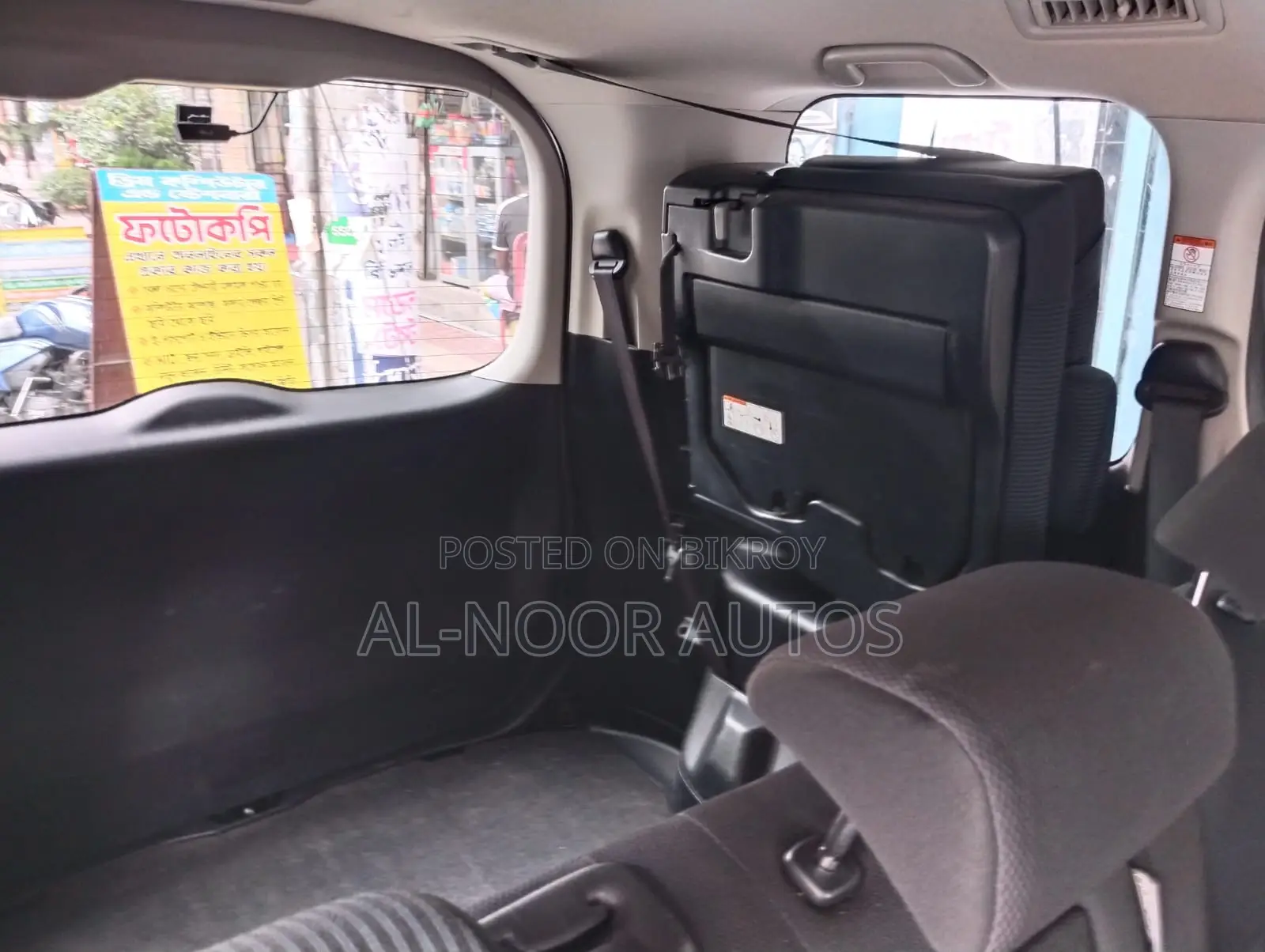 Toyota Noah 2.0 FWD (8 Seater) 2021 Silver
