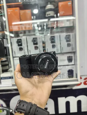 Sony ZV-E10 II Mirrorless Camera With 16-50mm Lens