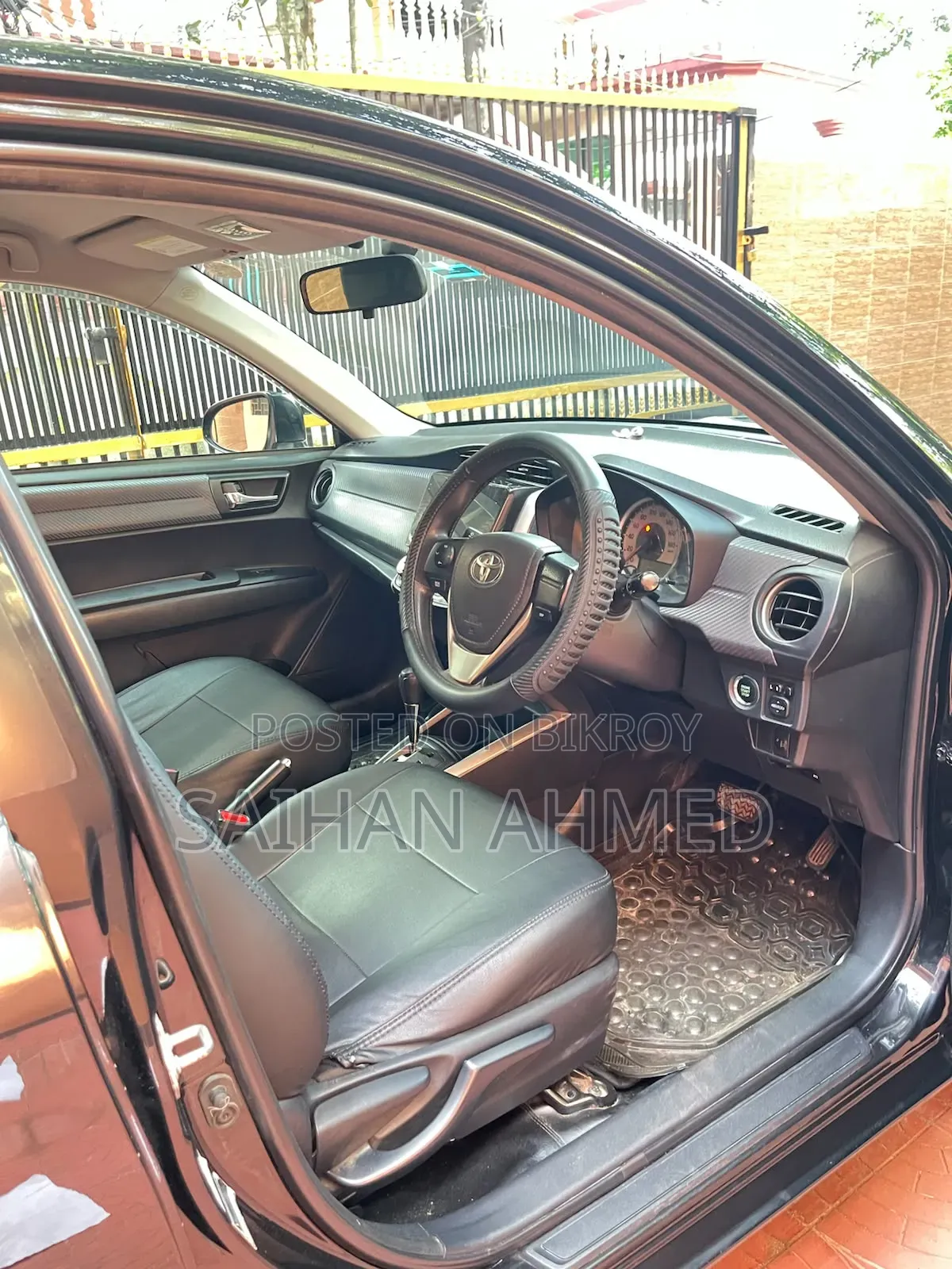 Toyota Corolla Fielder 1.5 Petrol Four-Wheel Drive 2013 Black