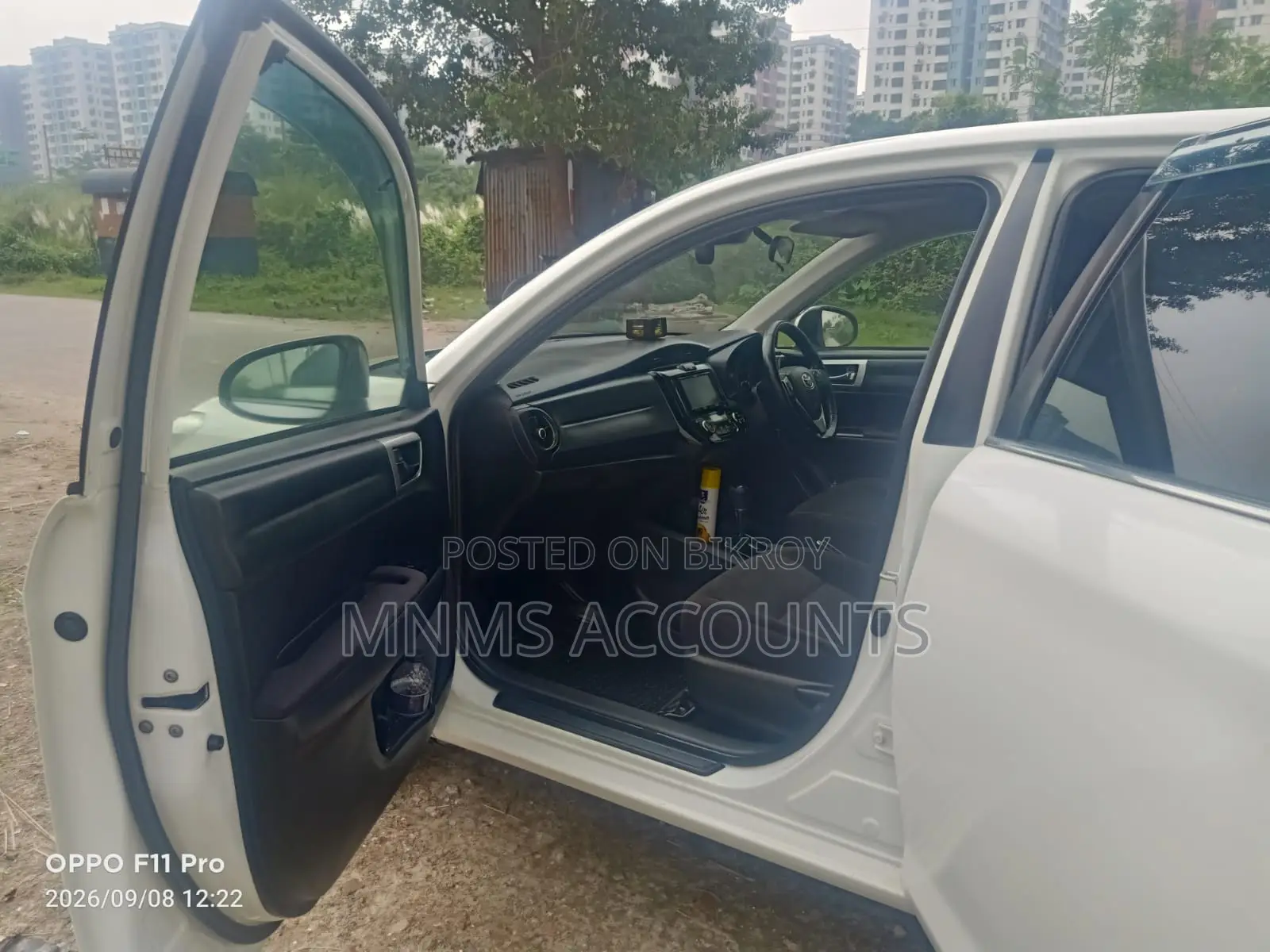 Toyota Axio 1.5 Hybrid G Two-Wheel Drive 2017 White