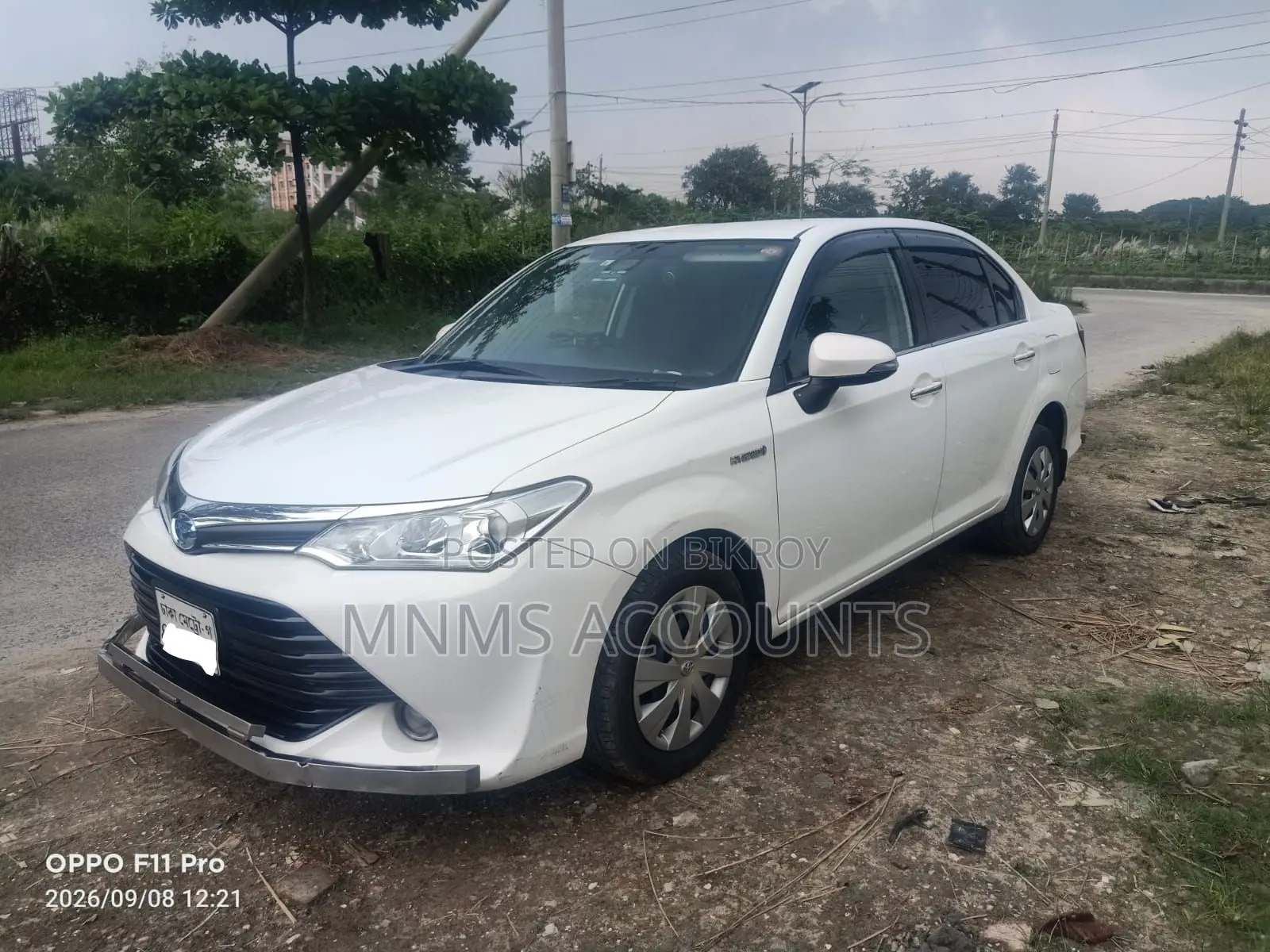 Toyota Axio 1.5 Hybrid G Two-Wheel Drive 2017 White