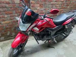 হিরো হাংক ২০১৮ রেড